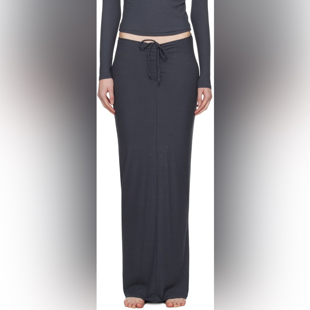 Skims Soft Lounge Ruched-front Long Skirt In Graphite - Picture 5 of 13
